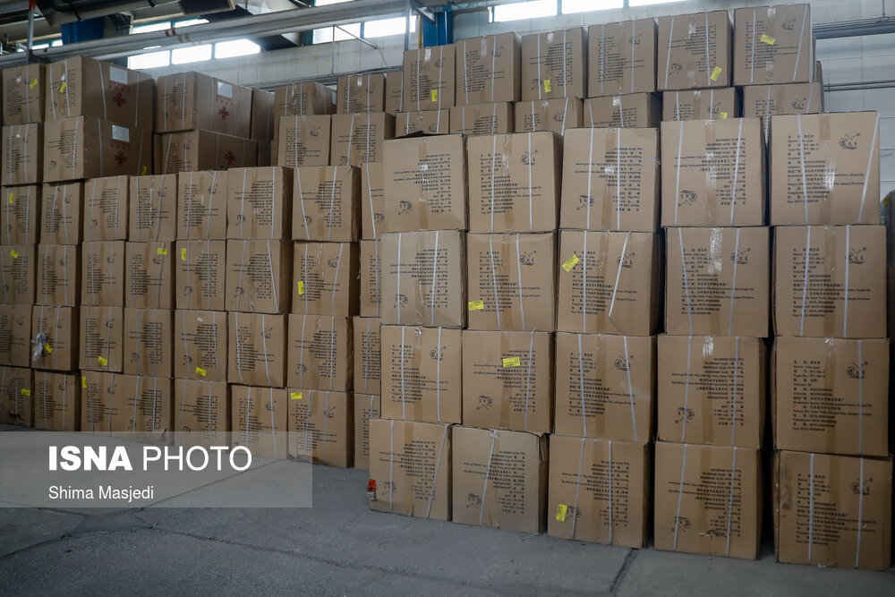 کامیون حامل تجهیزات پزشکی قاچاق در هرمزگان از حرکت بازماند 